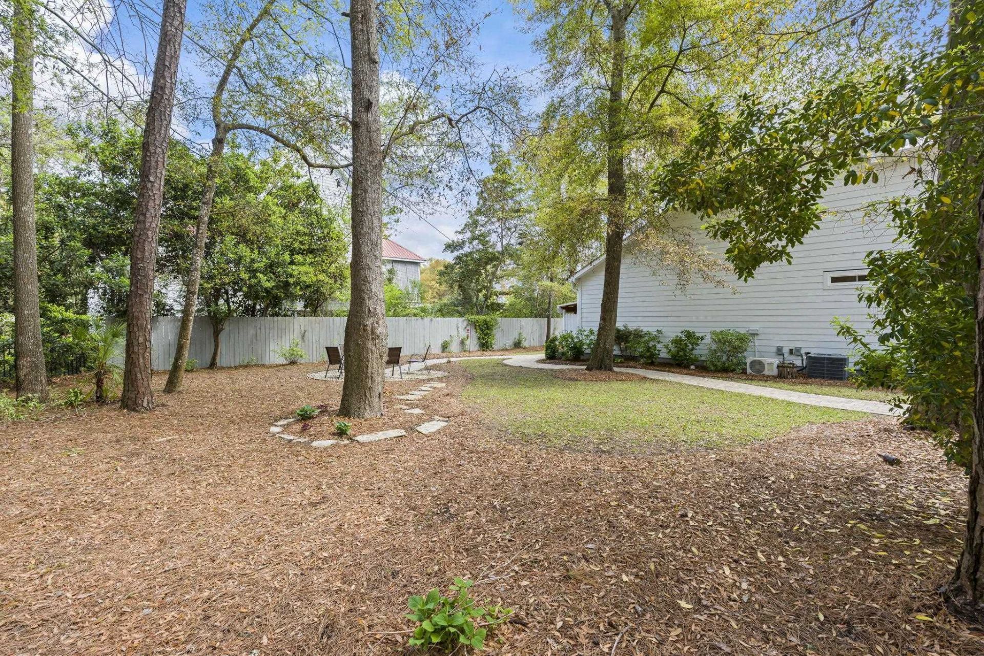 817 White Heron Cove Photo 35