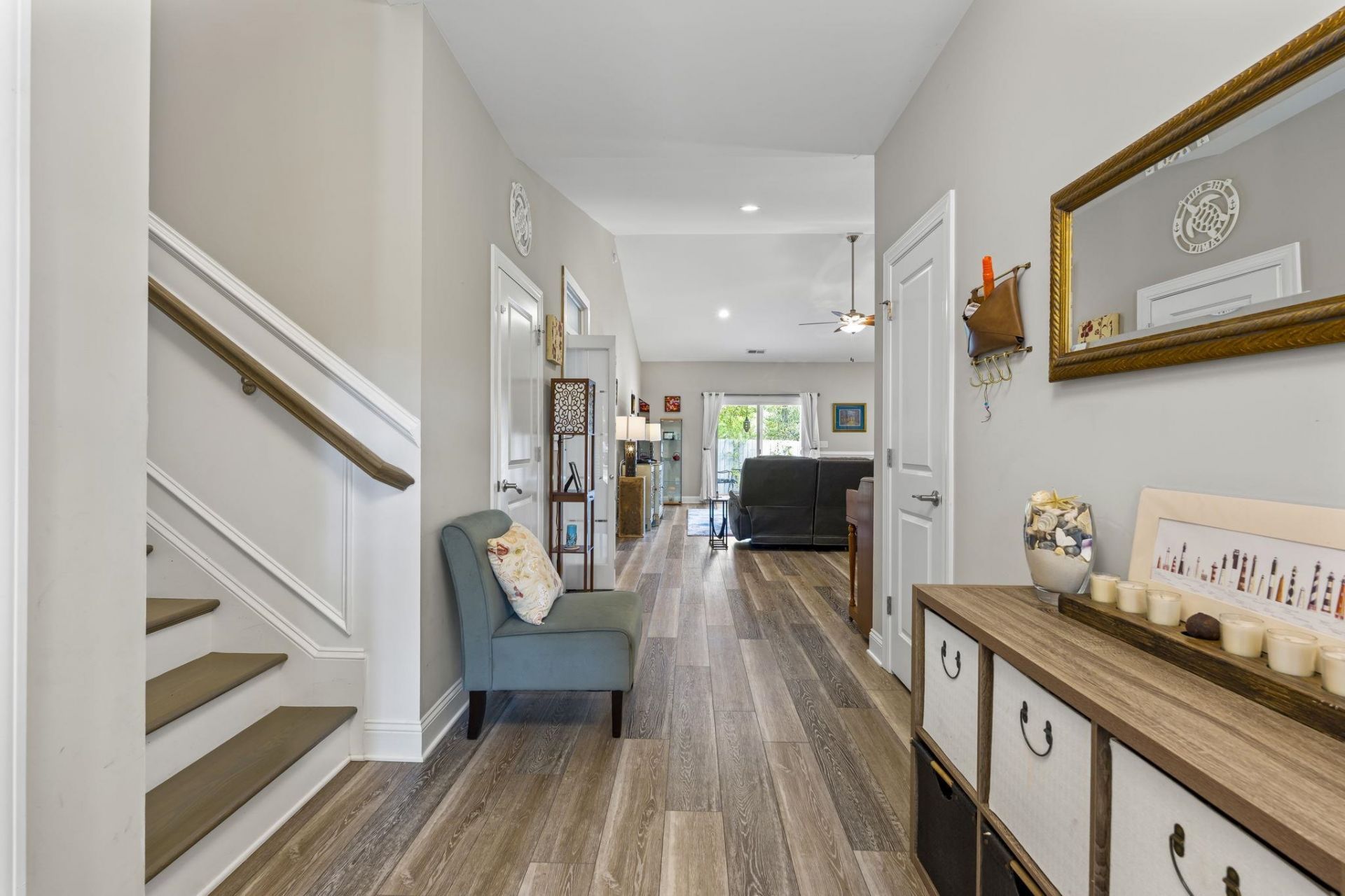 817 White Heron Cove  Photo 4