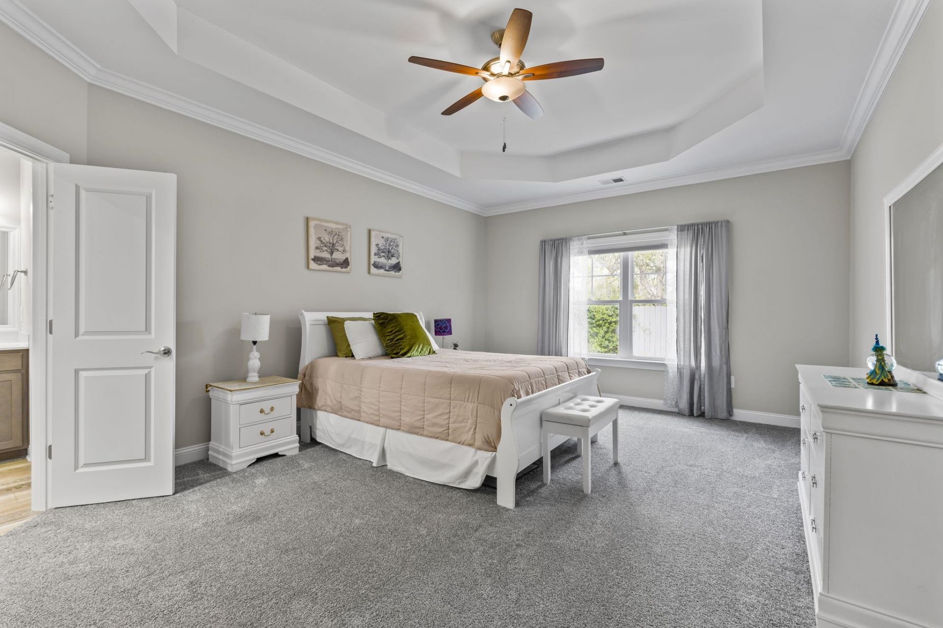 817 White Heron Cove  Photo 7