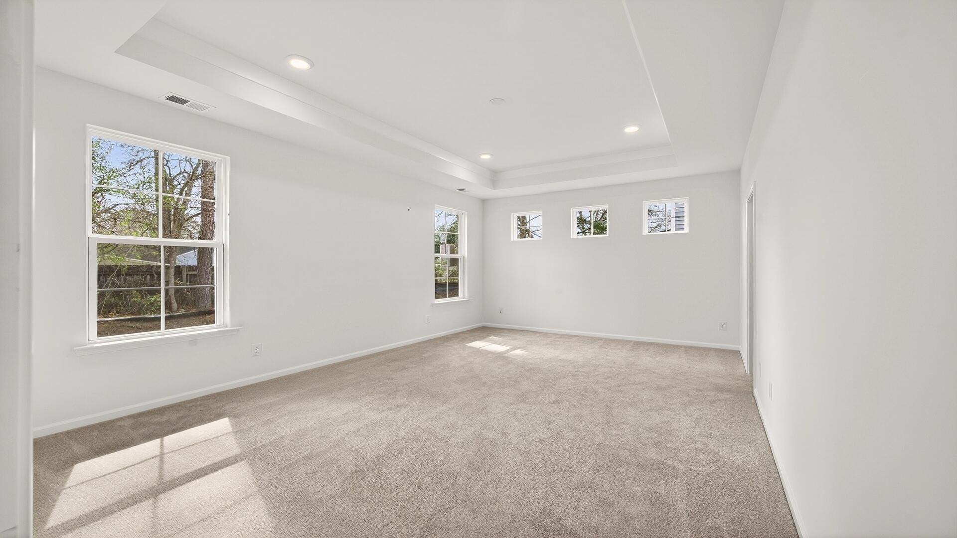 444 Cadbury Loop Photo 17