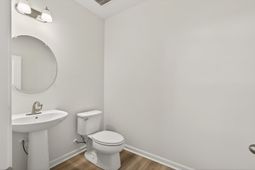 444 Cadbury Loop photo 4