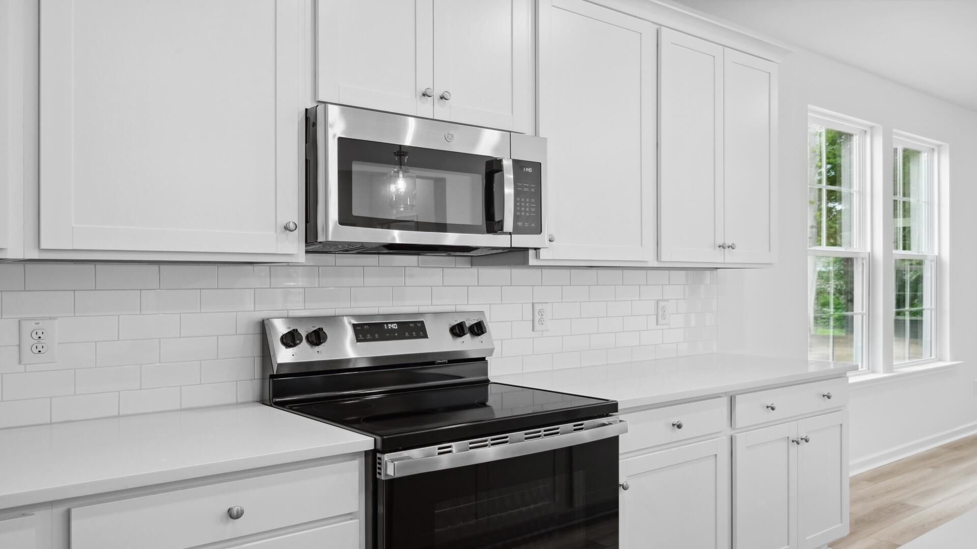 444 Cadbury Loop Photo 7