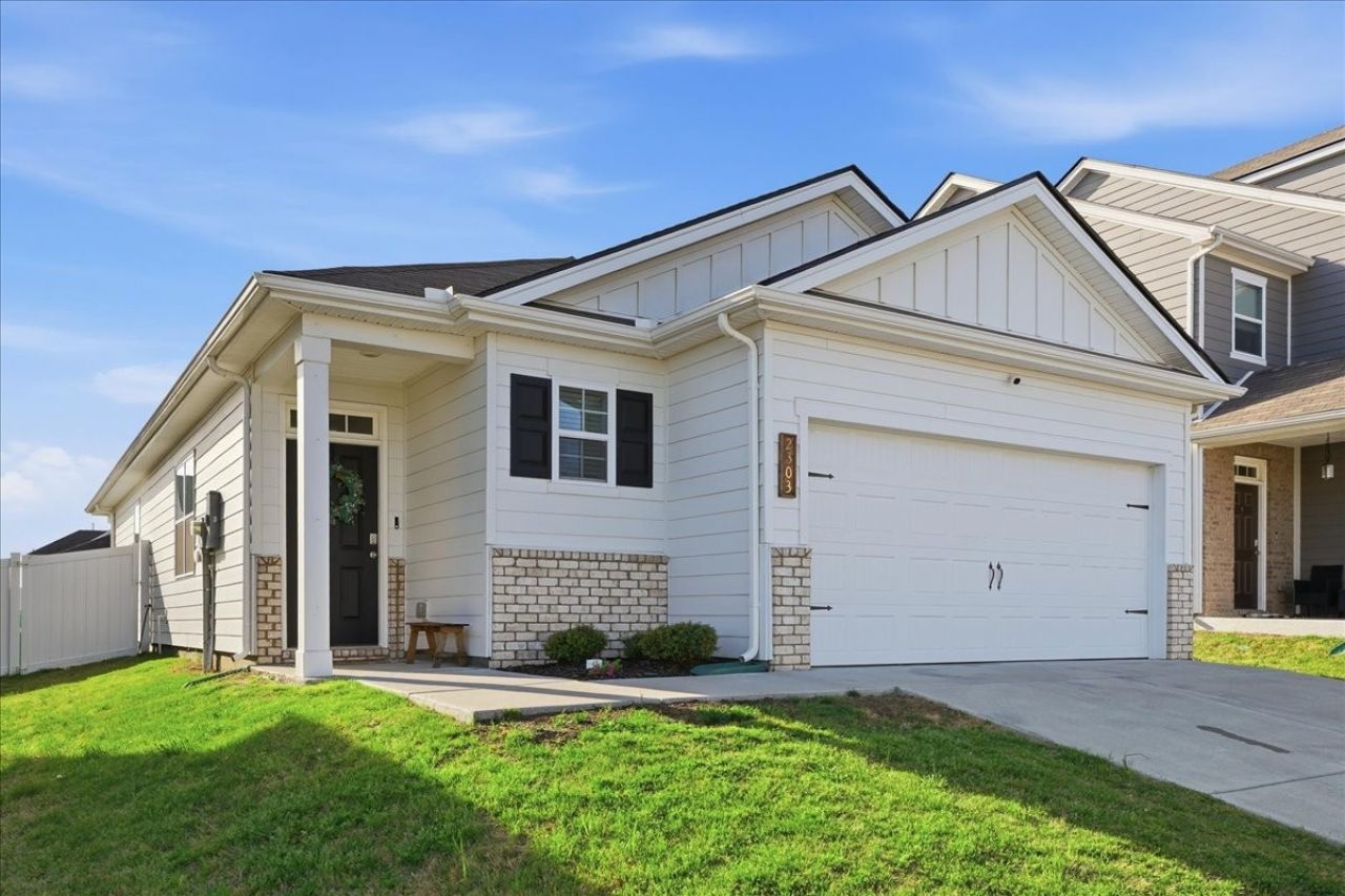 2303 Tintern Rd, Lebanon, TN 37087 Main Photo