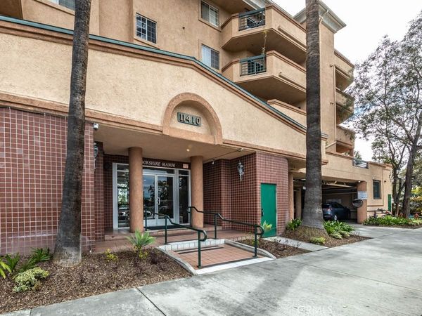 11410 Brookshire #321 Avenue, Downey, CA 90241