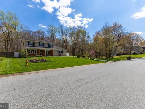 19 SAINT REGIS DRIVE, NEWARK, DE 19711