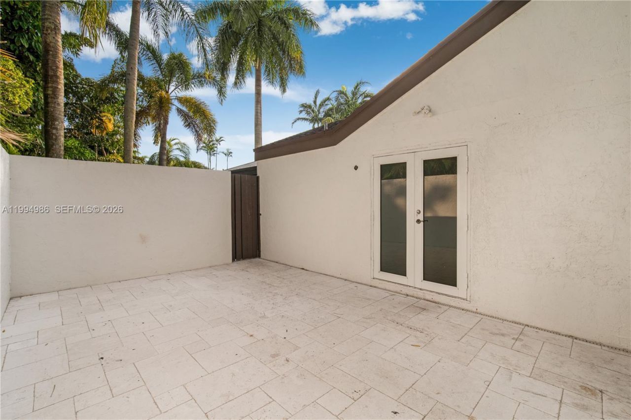 15250 SW 154th Ter , Unit A, Miami, FL 33187 Photo