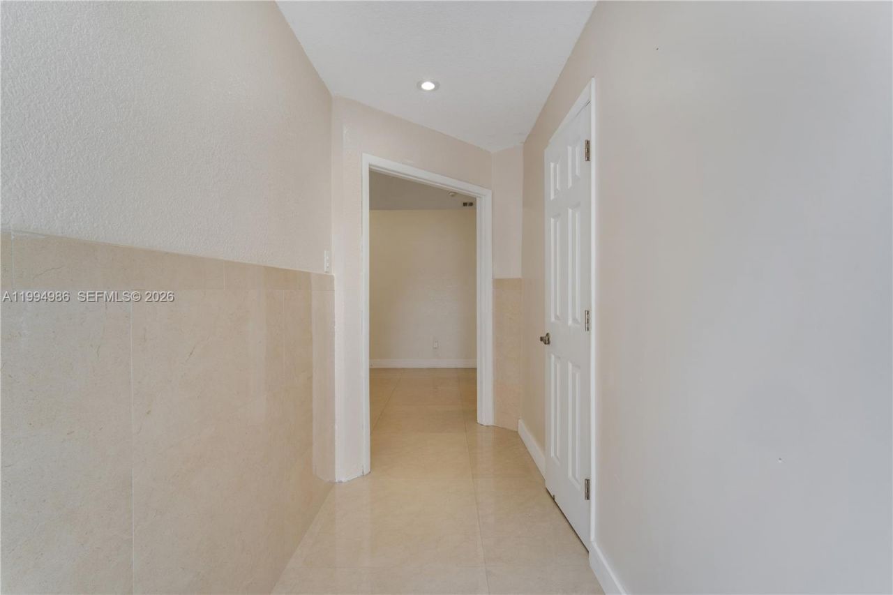 15250 SW 154th Ter , Unit A, Miami, FL 33187 Photo