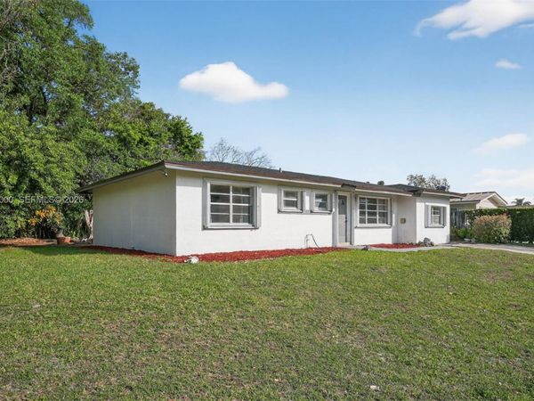 11550 SW 112th Ave , Miami, FL 33176