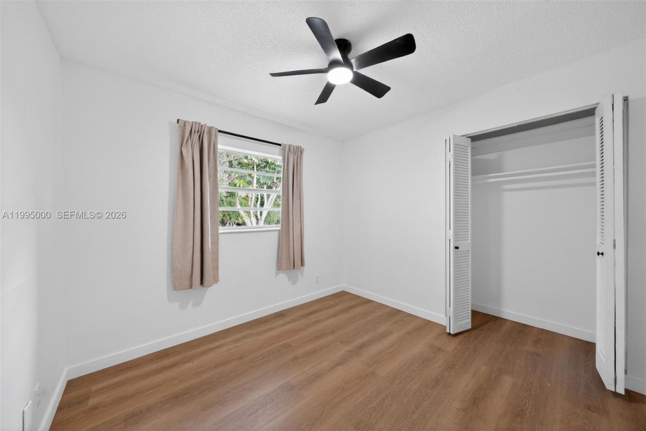 11550 SW 112th Ave , Miami, FL 33176 Photo