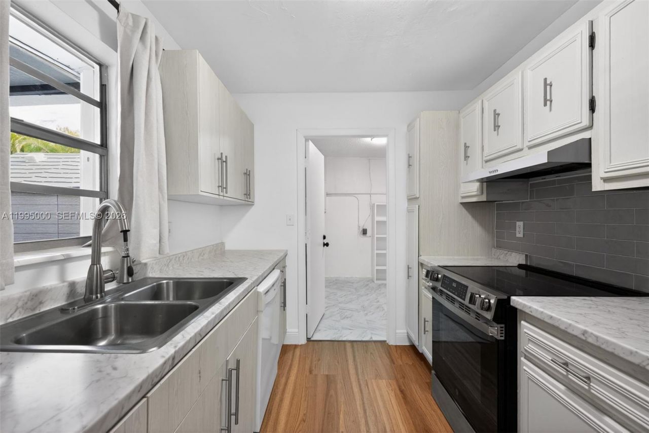 11550 SW 112th Ave , Miami, FL 33176 Photo