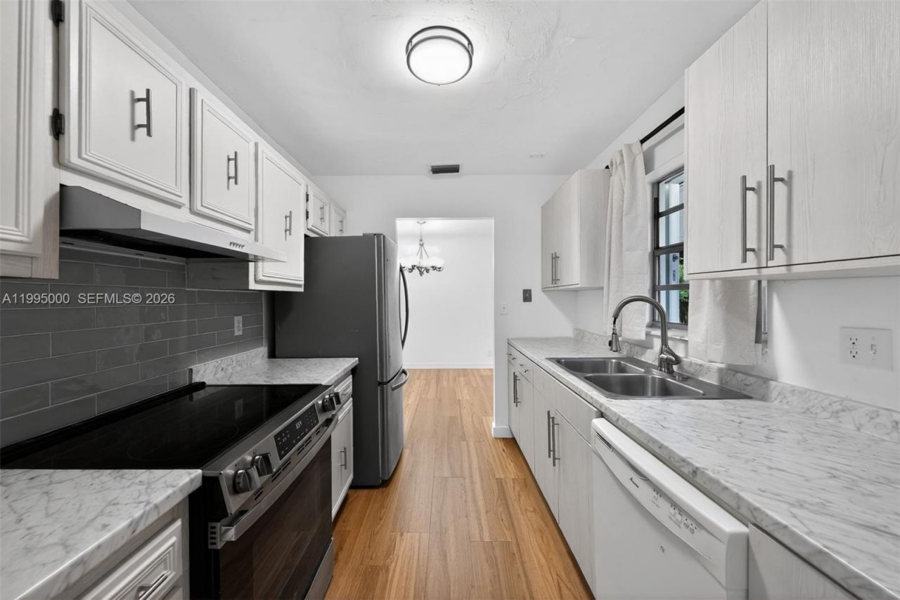 11550 SW 112th Ave , Miami, FL 33176 Photo