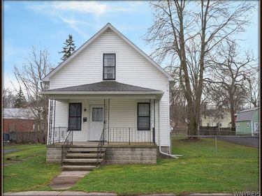 90 Evans Street, Lockport, NY 14094