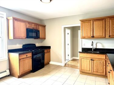 56 Estes, Unit 5, Lynn, MA 01902