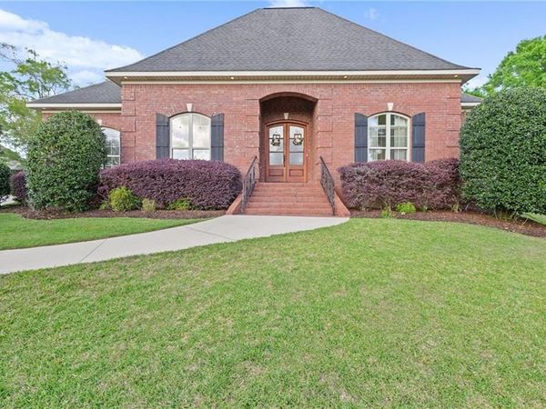 3215 Wynncliff Court W, Mobile, AL 36695