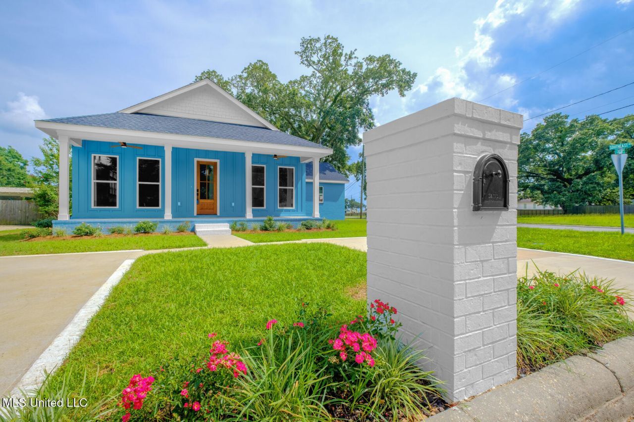 2100 Curcor Drive, Gulfport, MS 39507 Main Photo