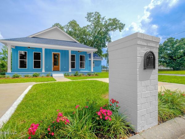 2100 Curcor Drive, Gulfport, MS 39507