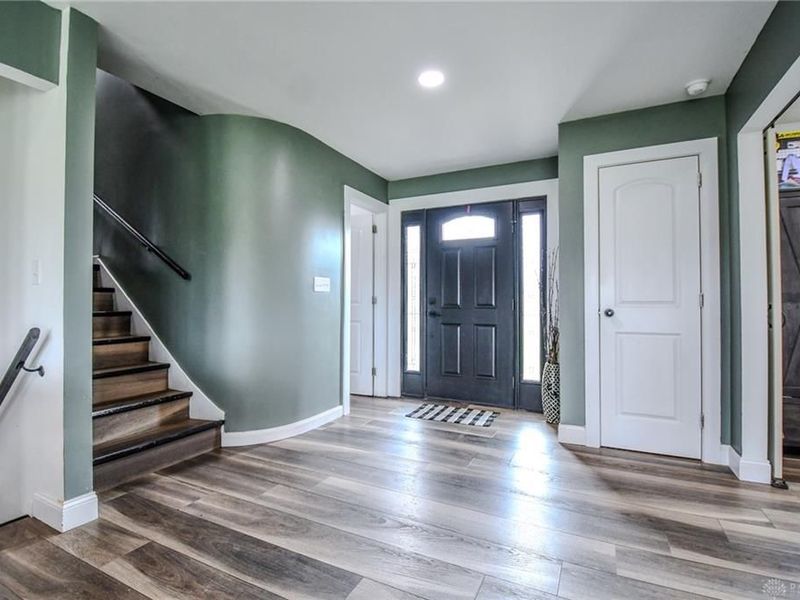 6169 Dayton Farmersville Road, Jefferson Township, OH 45417 Photo 7