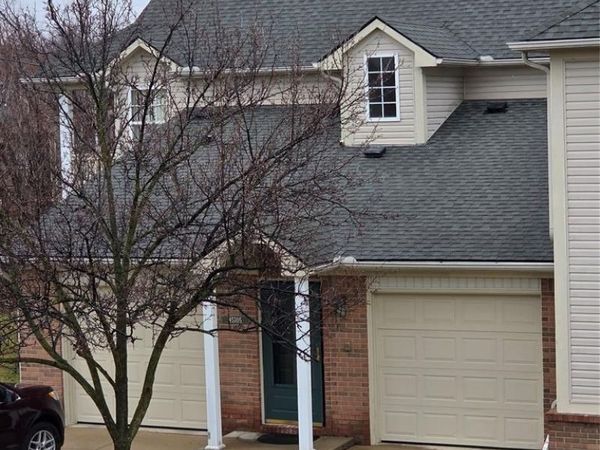45681 Cagney Drive, Macomb Twp, MI 48044