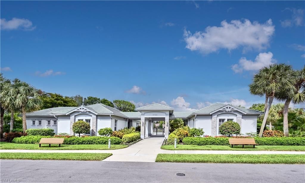 7131 Blue Juniper Ct, Unit 202, Naples, FL 34109 Photo