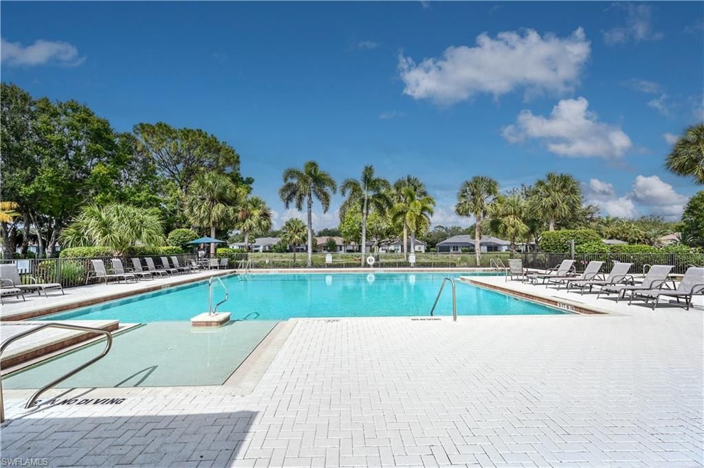 7131 Blue Juniper Ct, Unit 202, Naples, FL 34109 Photo
