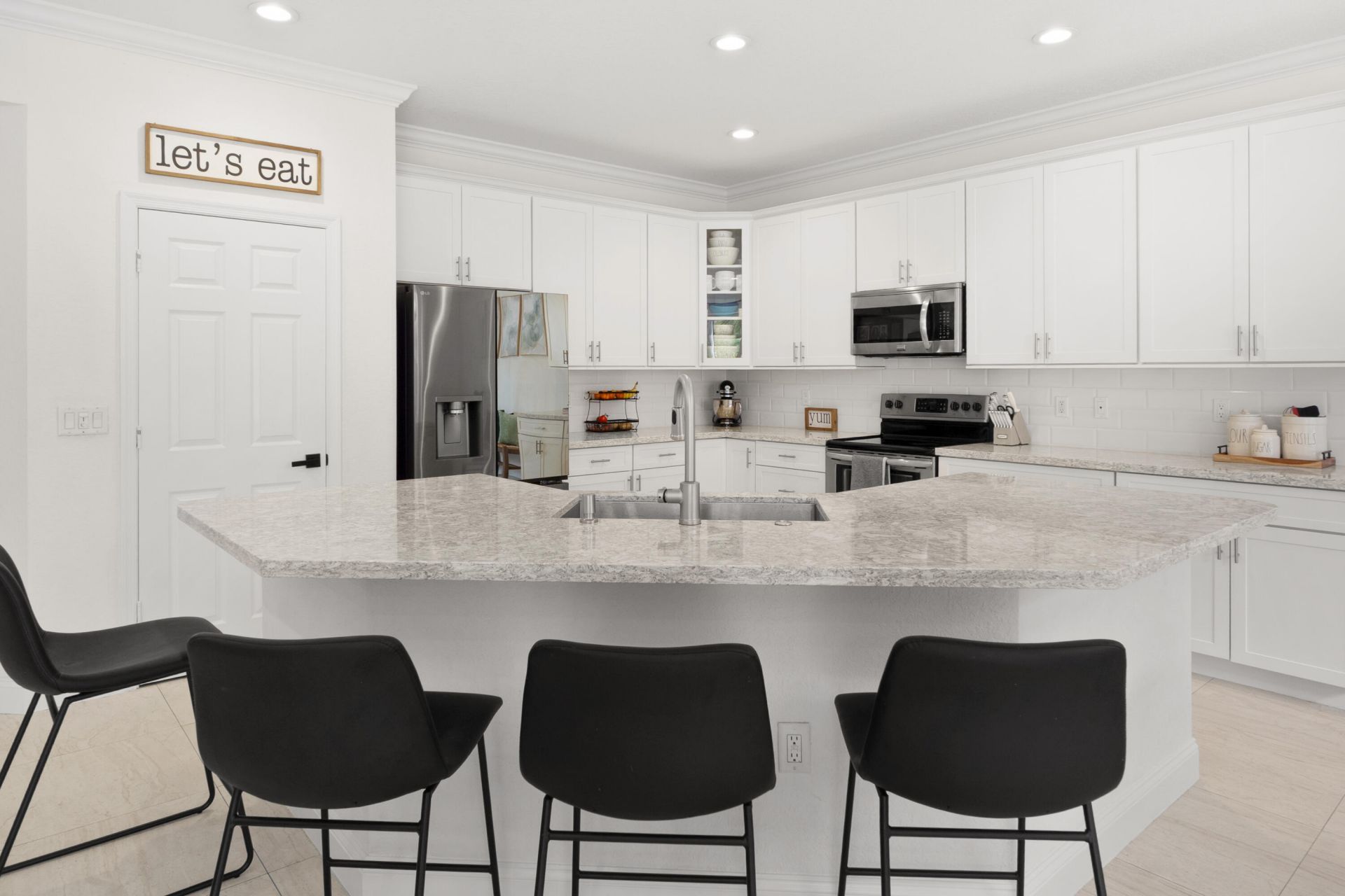 144 Bella Vista Way, Royal Palm Beach, FL 33411 Photo