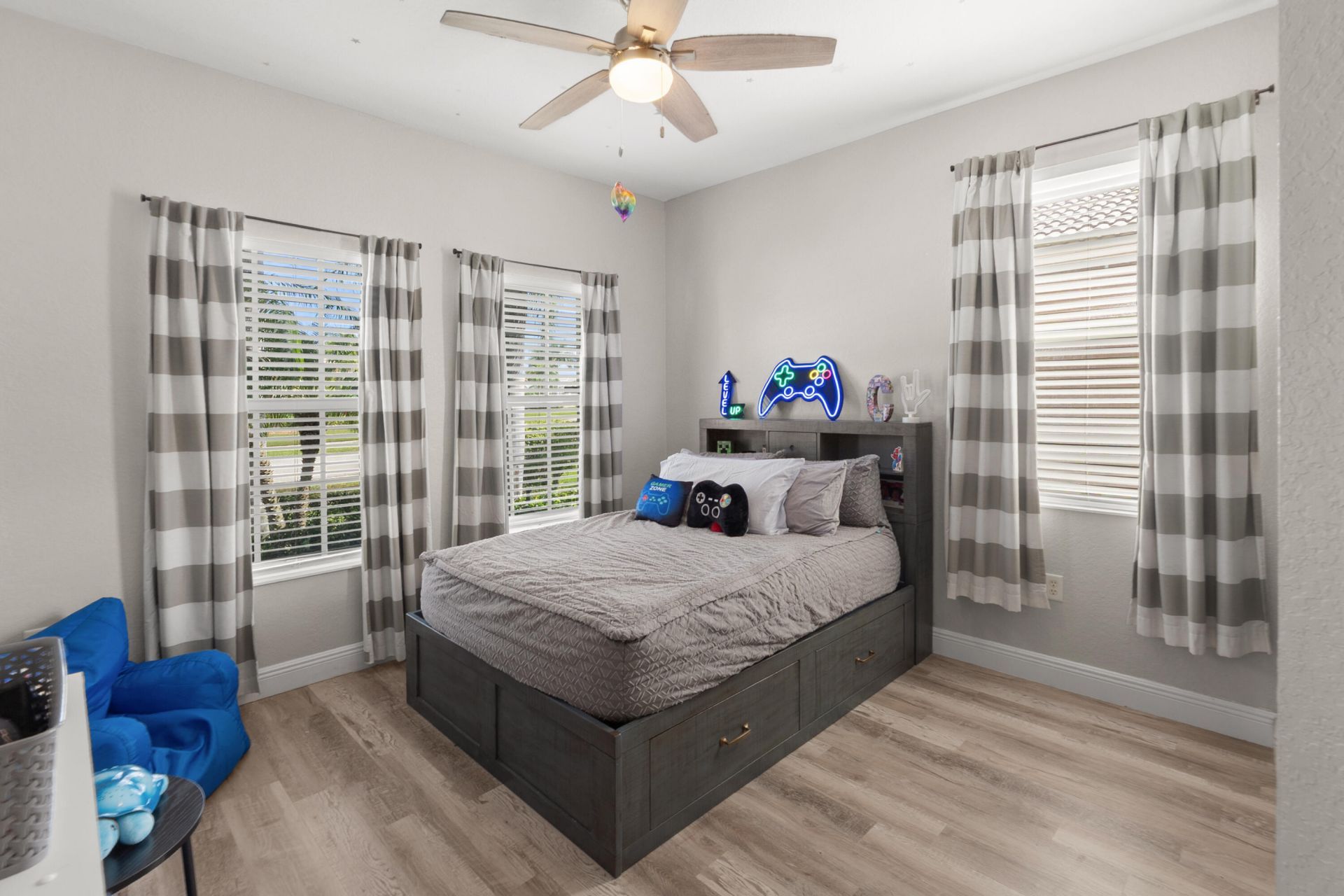 144 Bella Vista Way, Royal Palm Beach, FL 33411 Photo