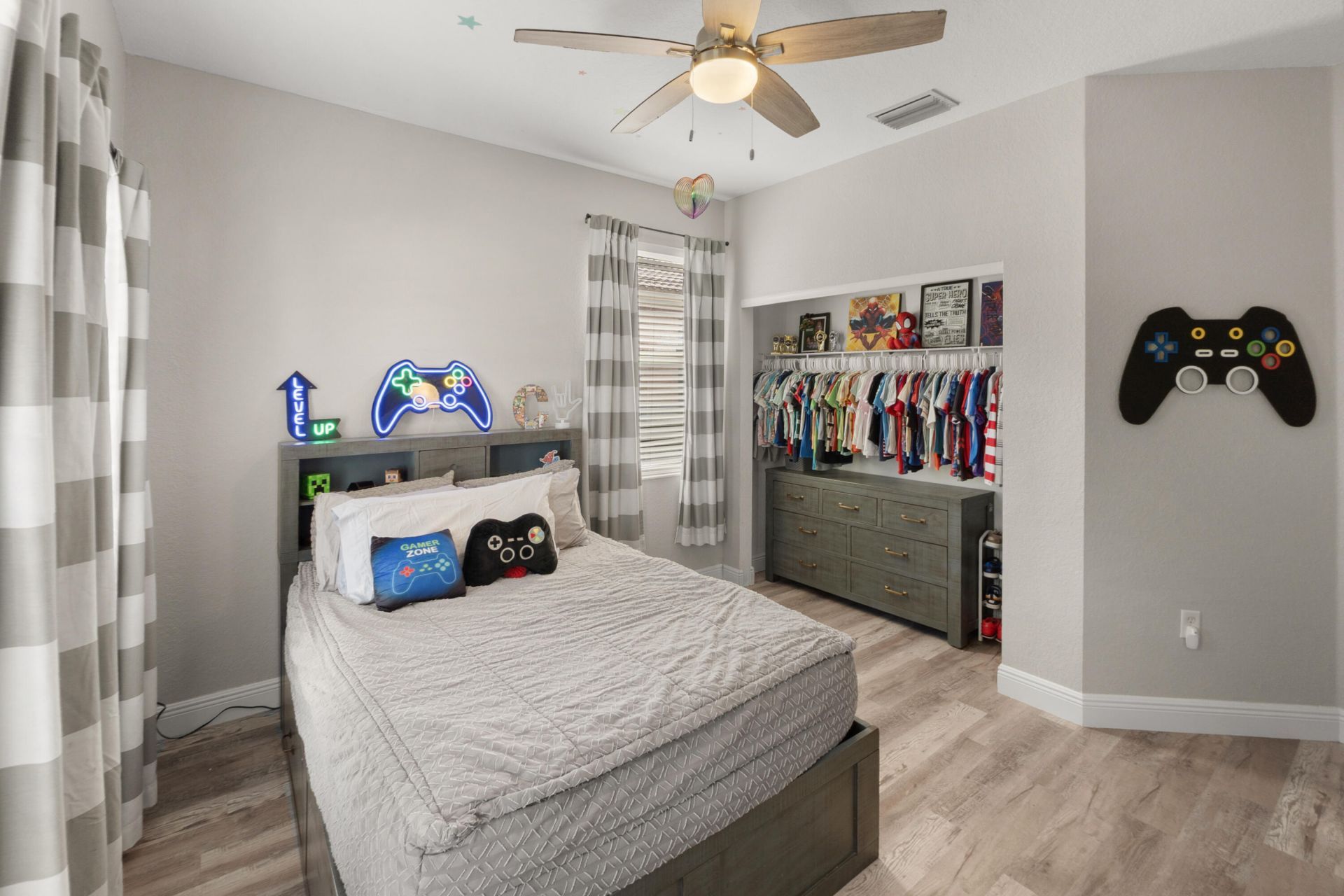 144 Bella Vista Way, Royal Palm Beach, FL 33411 Photo