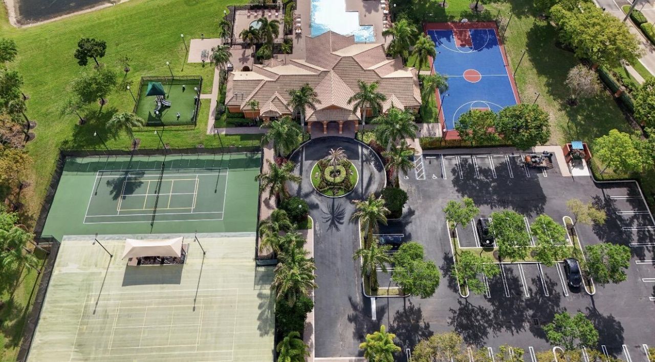 144 Bella Vista Way, Royal Palm Beach, FL 33411 Photo