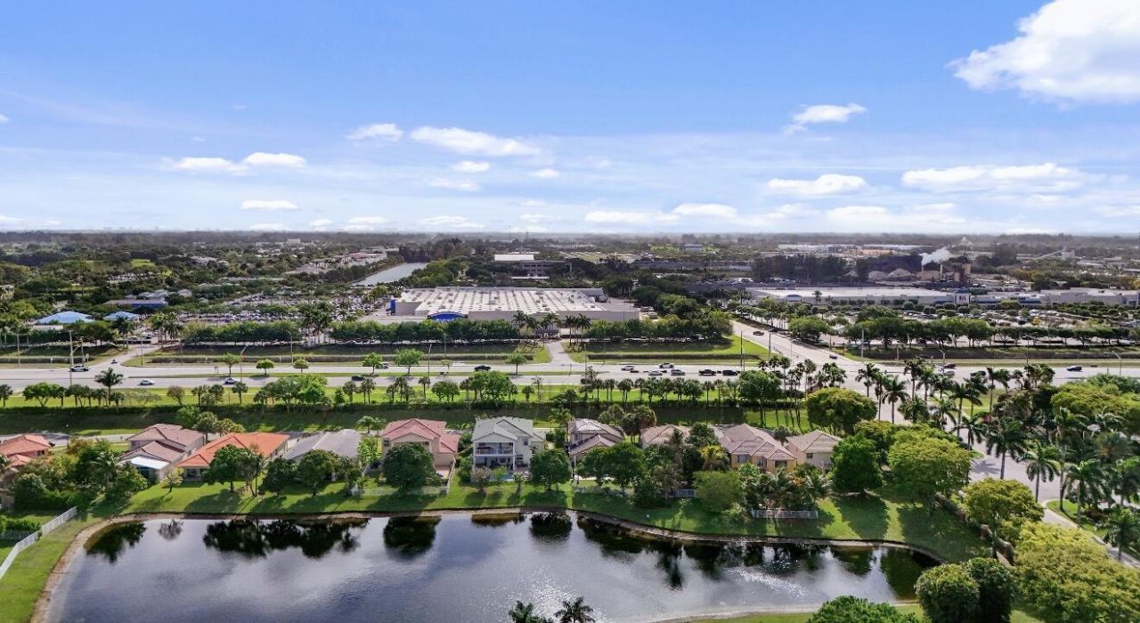 144 Bella Vista Way, Royal Palm Beach, FL 33411 Photo