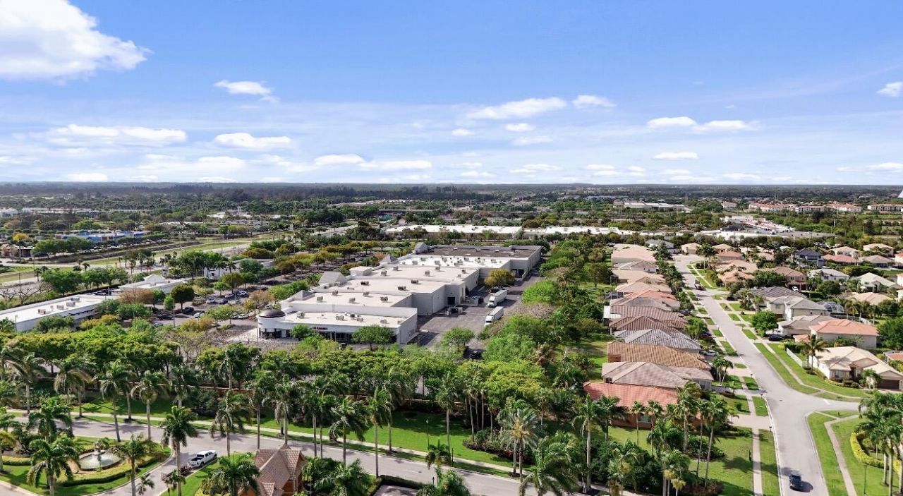 144 Bella Vista Way, Royal Palm Beach, FL 33411 Photo