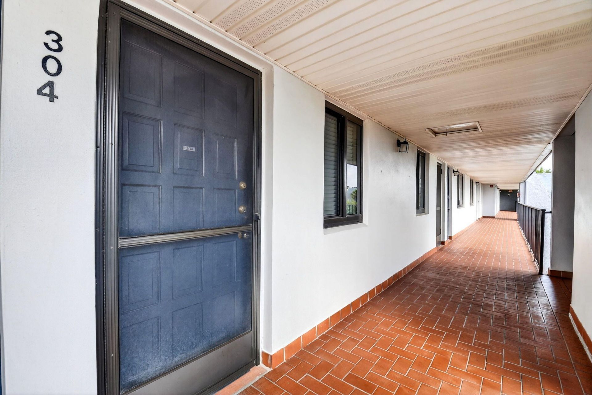 4248 Deste Court, Unit 304, Lake Worth, FL 33467 Photo