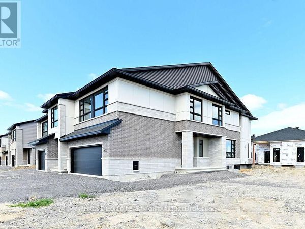 964 Acoustic Way, Ottawa, ON K4M0R1