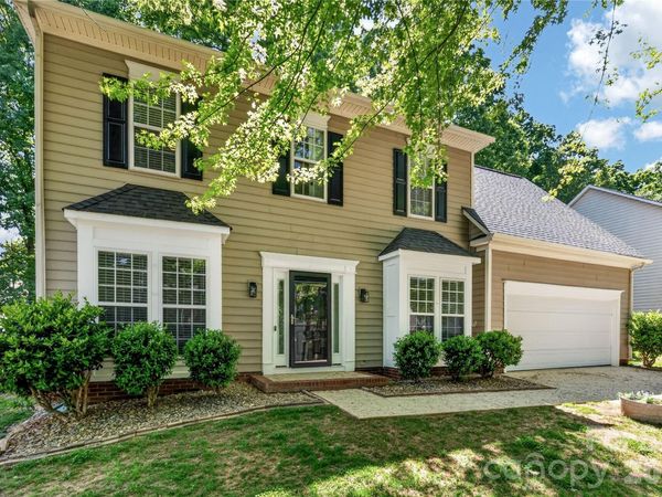 134 Meadow Pond Lane, Mooresville, NC 28117