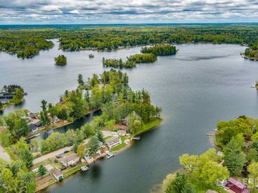 1929 Mohawk Trail, West Branch, MI 48661