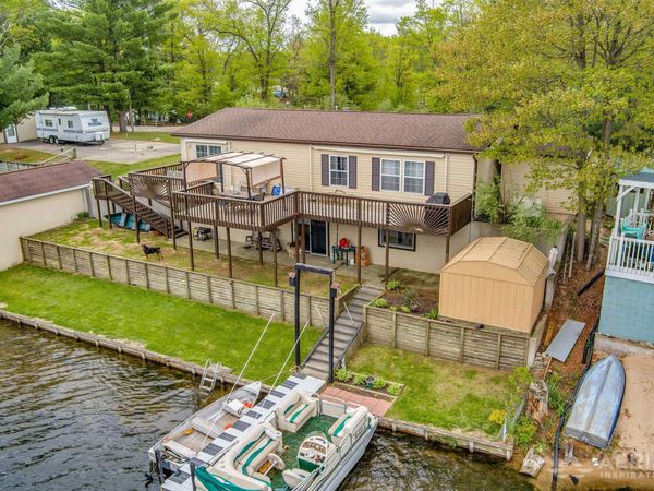 1929 Mohawk Trail, West Branch, MI 48661