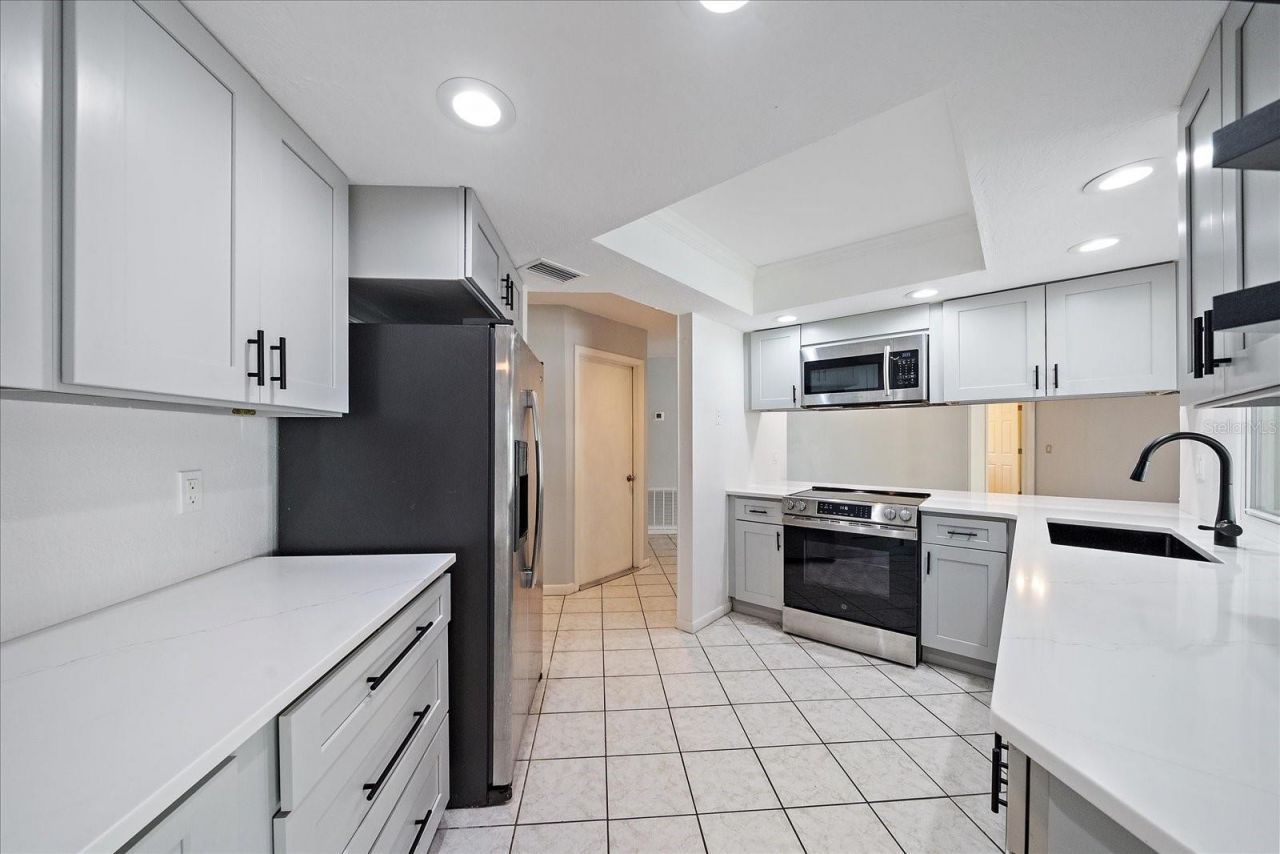 6416 Samoa Drive , Sarasota, FL 34241 Photo