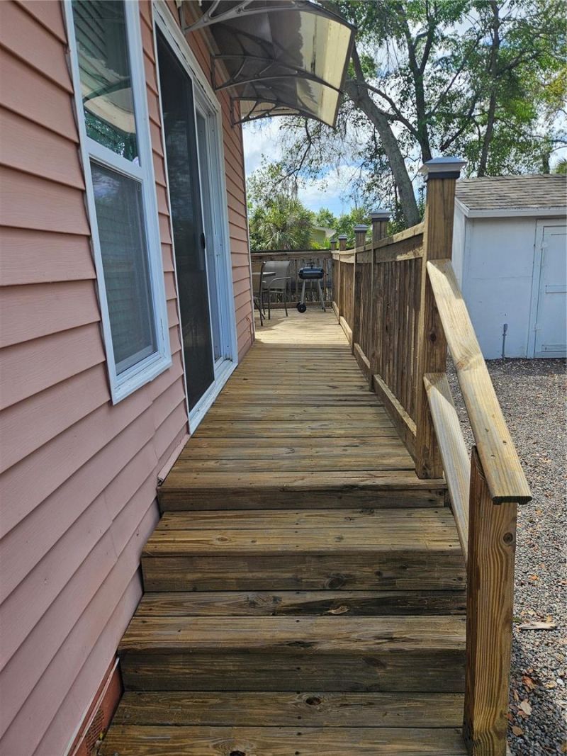 232 Cypress Street , Tarpon Springs, FL 34689 Photo