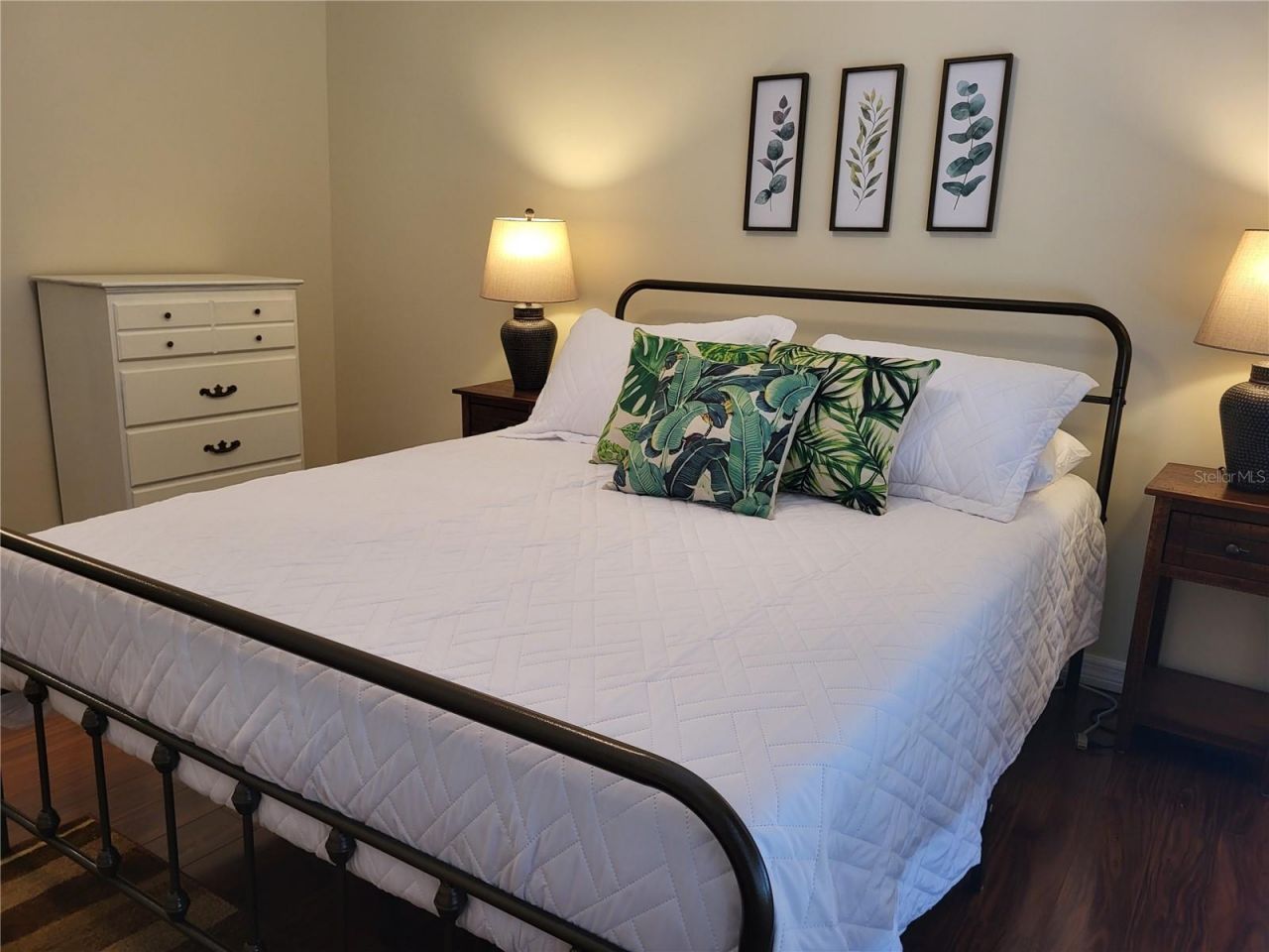 232 Cypress Street , Tarpon Springs, FL 34689 Photo