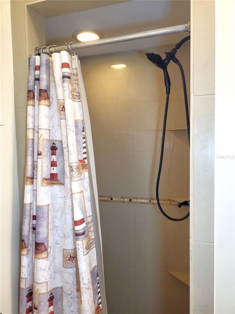 232 Cypress Street , Tarpon Springs, FL 34689 Photo