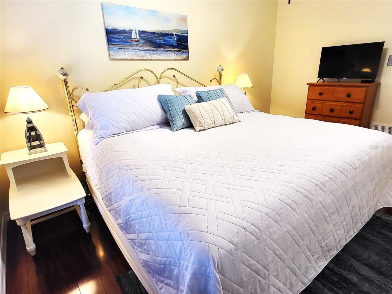 232 Cypress Street , Tarpon Springs, FL 34689 Photo