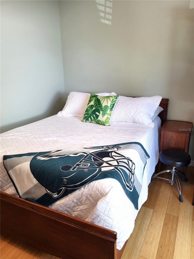 232 Cypress Street , Tarpon Springs, FL 34689 Photo