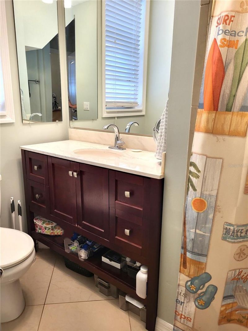 232 Cypress Street , Tarpon Springs, FL 34689 Photo