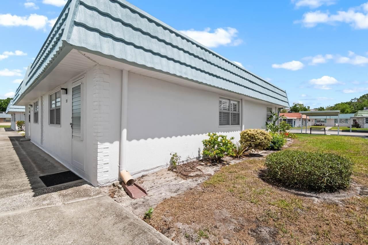 1801 Bedford Lane , Unit 30, Sun City Center, FL 33573 Photo