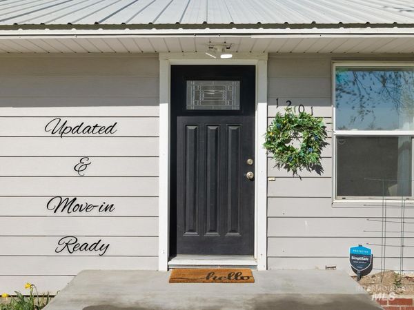 1201 California St, Gooding, ID 83330