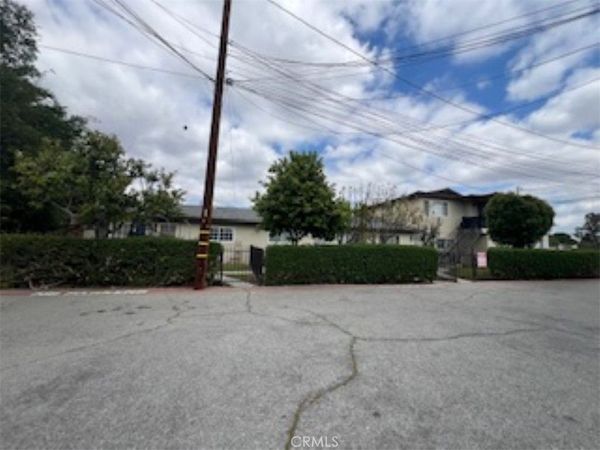 1064 Waters Avenue, Unit 3, Pomona, CA 91766