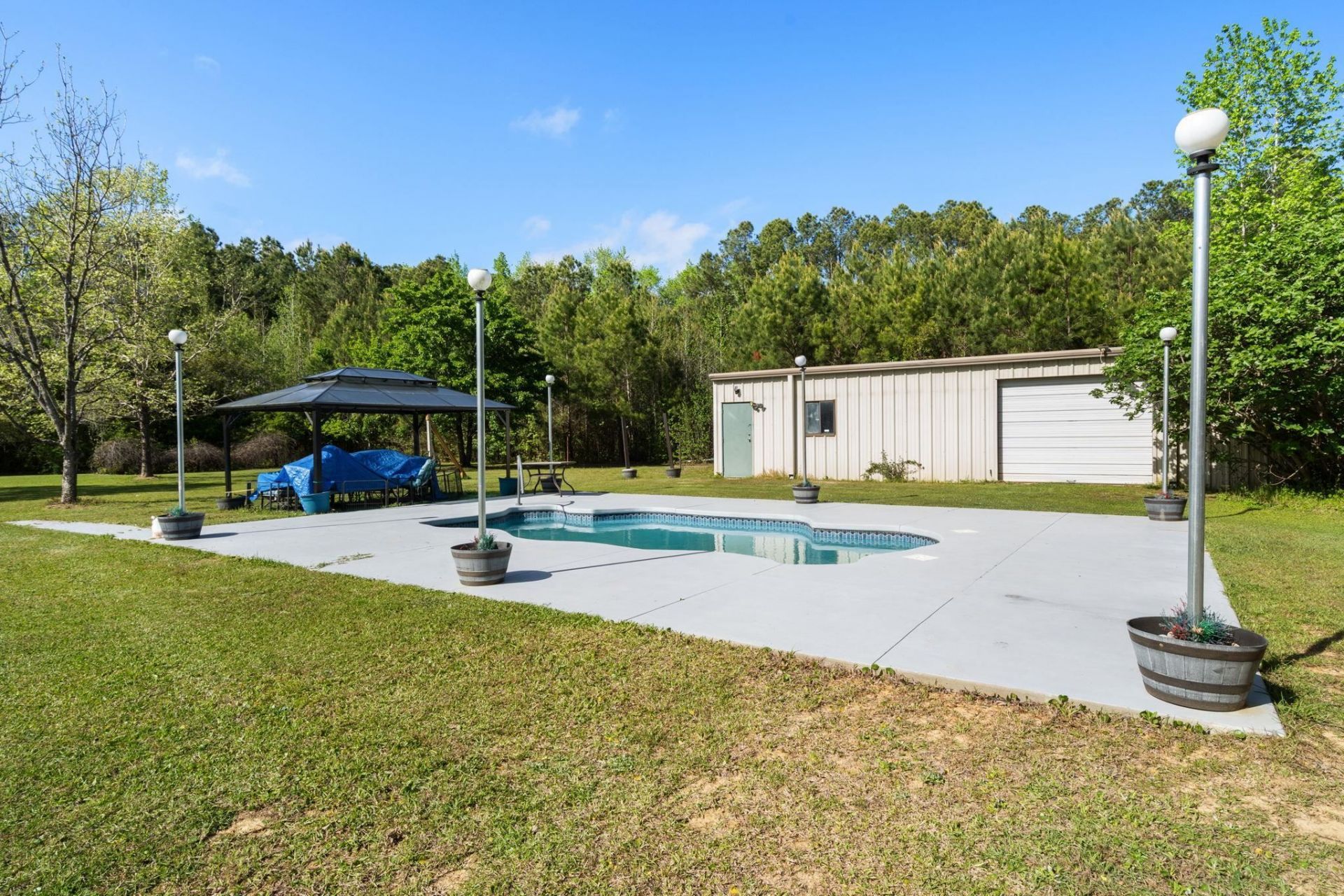 2232 Winburn Rd. Photo 43