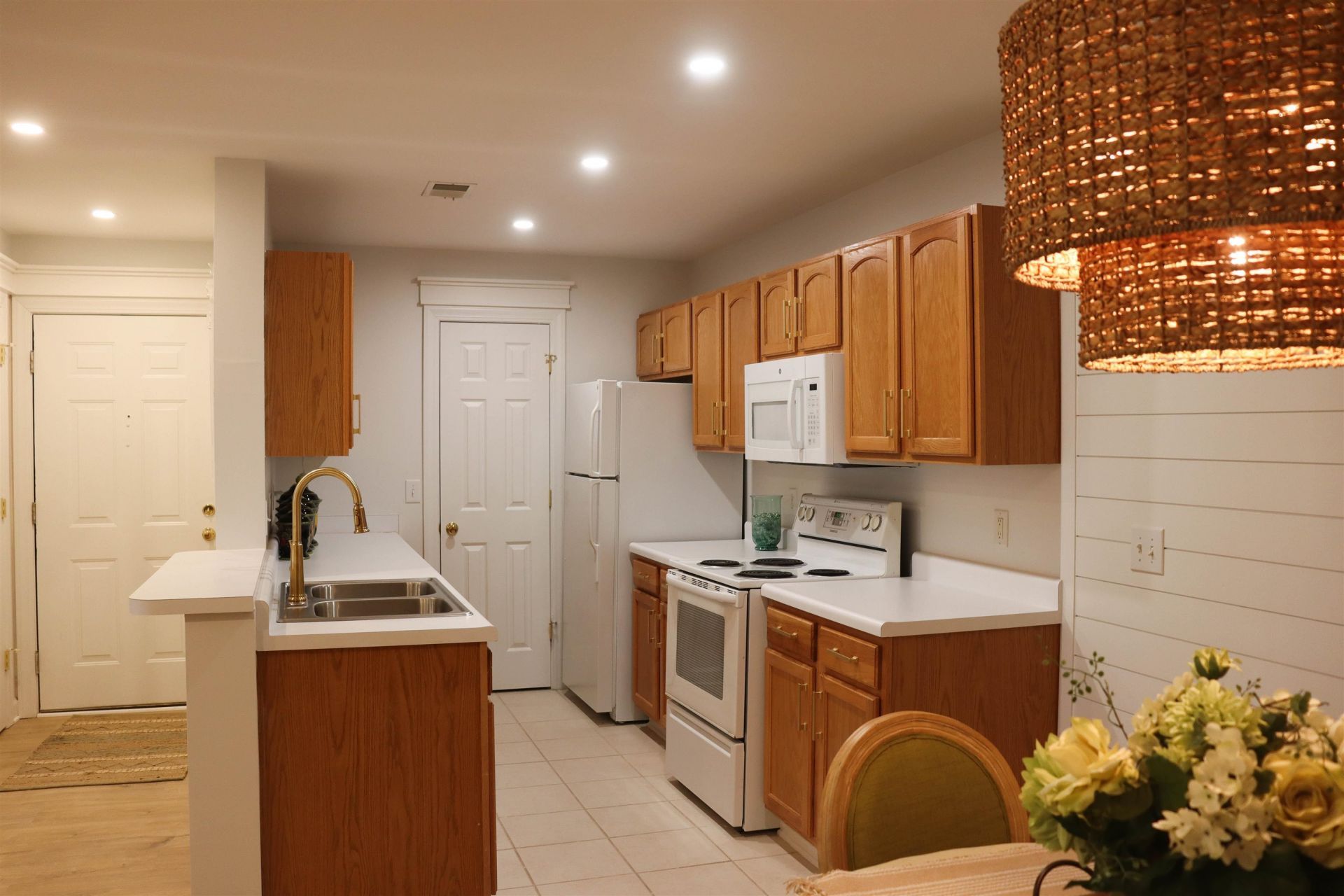 4384 Daphine Ln. Photo 11