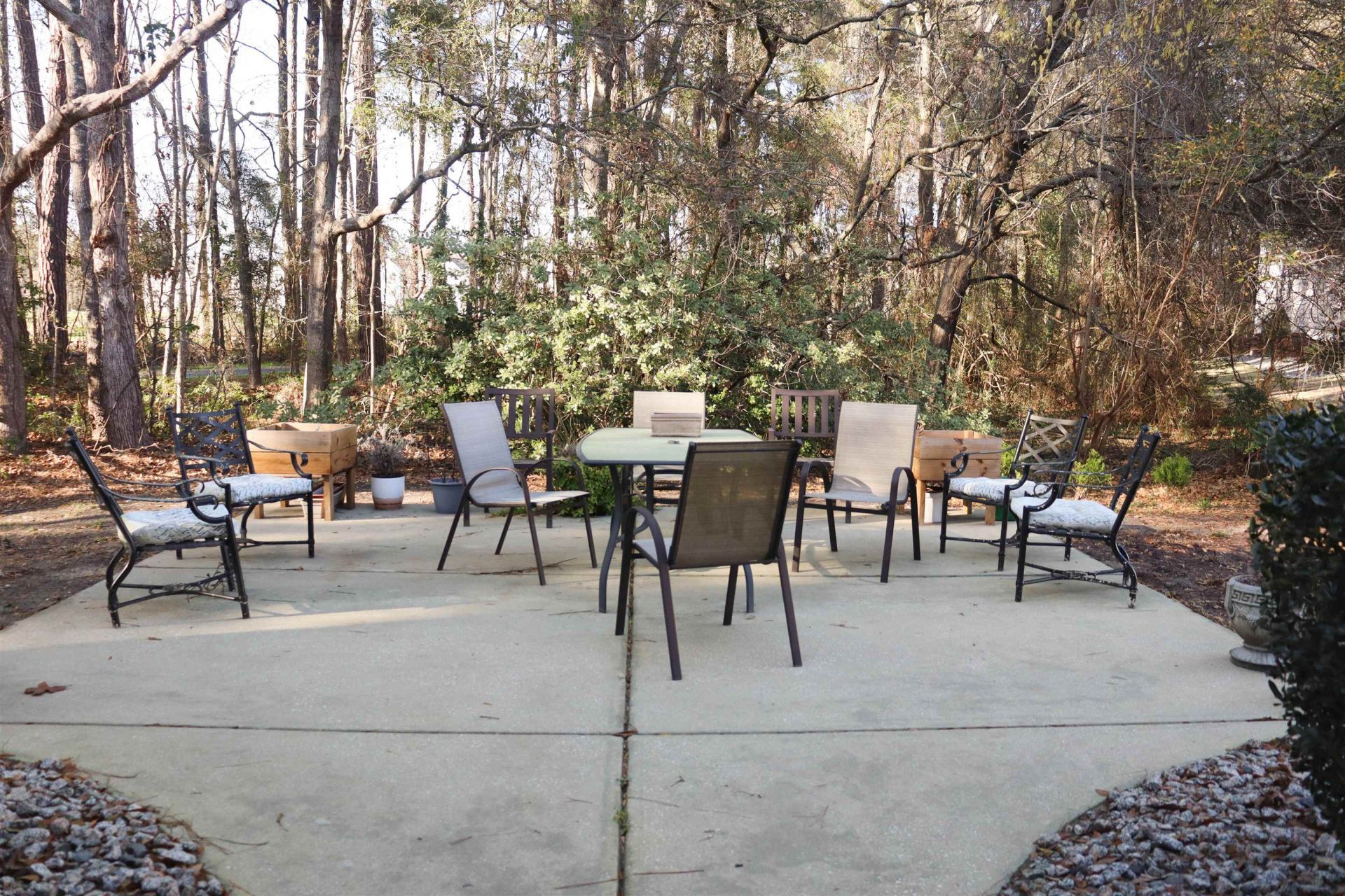 4384 Daphine Ln. Photo 34