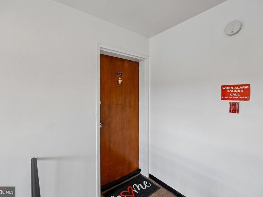 2107 Fort Davis Street Se, Unit 301, Washington, DC 20020 Main Photo