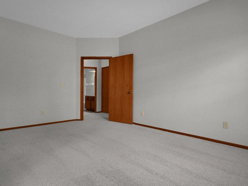 7688 Slate Ridge Boulevard, Reynoldsburg, OH 43068 Photo 10